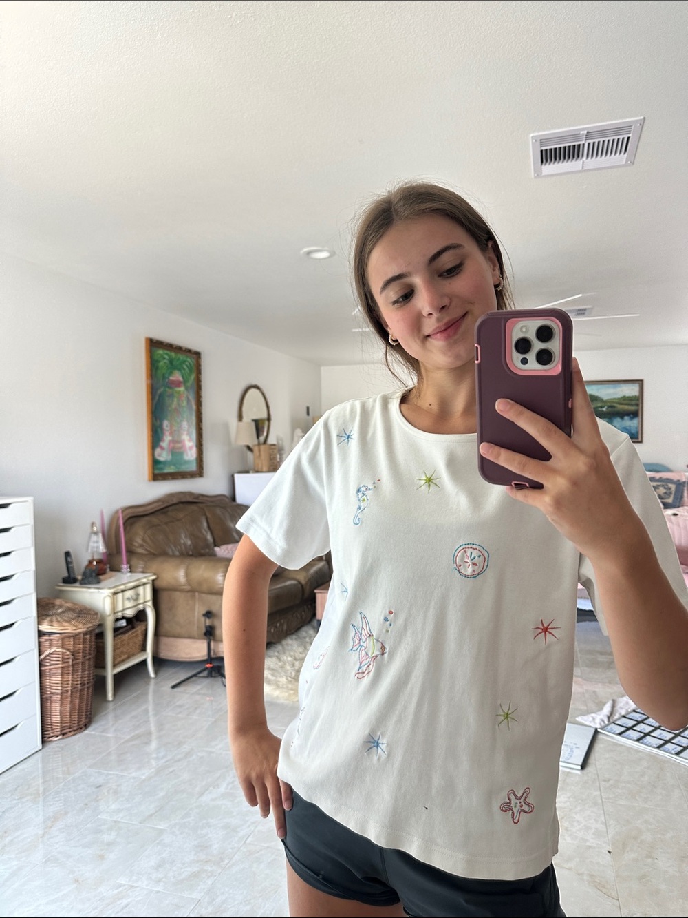 breckenridge White Tee with Multicolor Embroidered Motifs